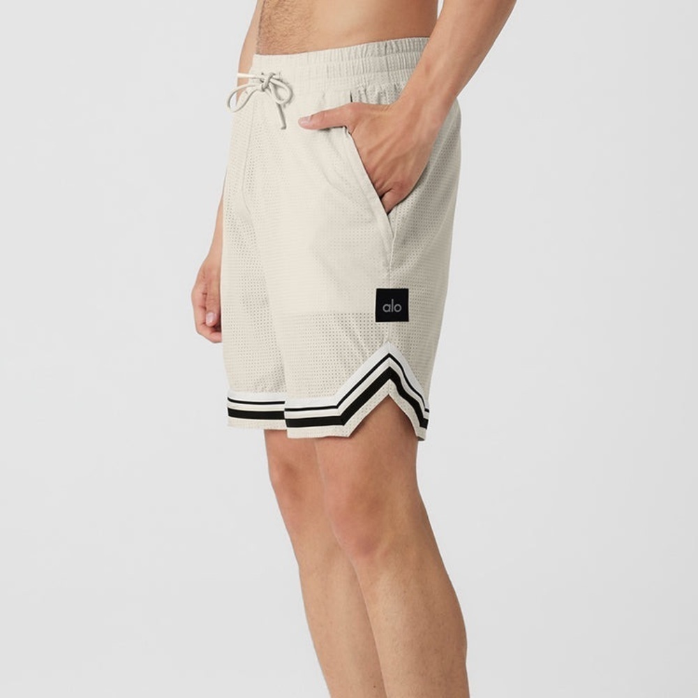 Men’s Alo basketball shorts